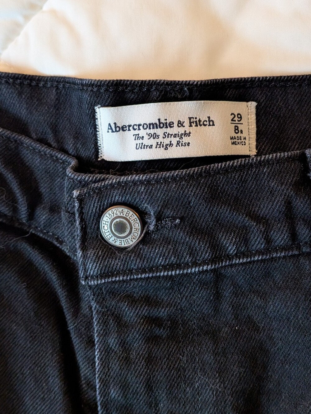 Abercrombie & Fitch Black Straight '90s Ultra High Rise Jeans